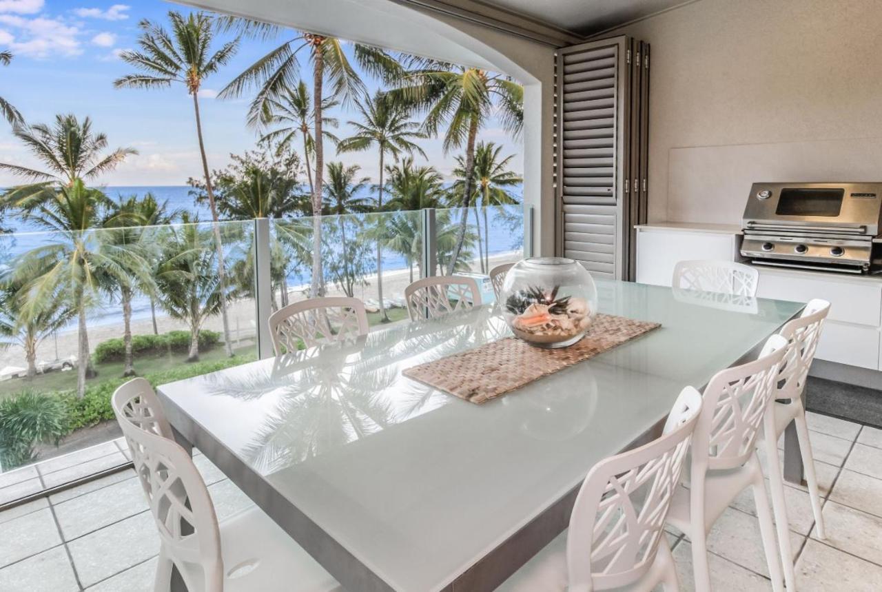 Island Views Beachfront Apartments 팜코브 외부 사진